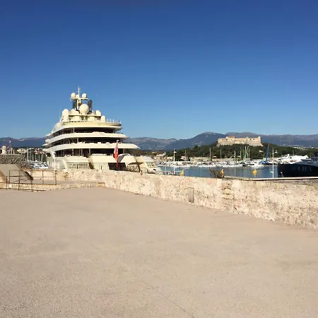 Villa L'adret Et Sa Piscine